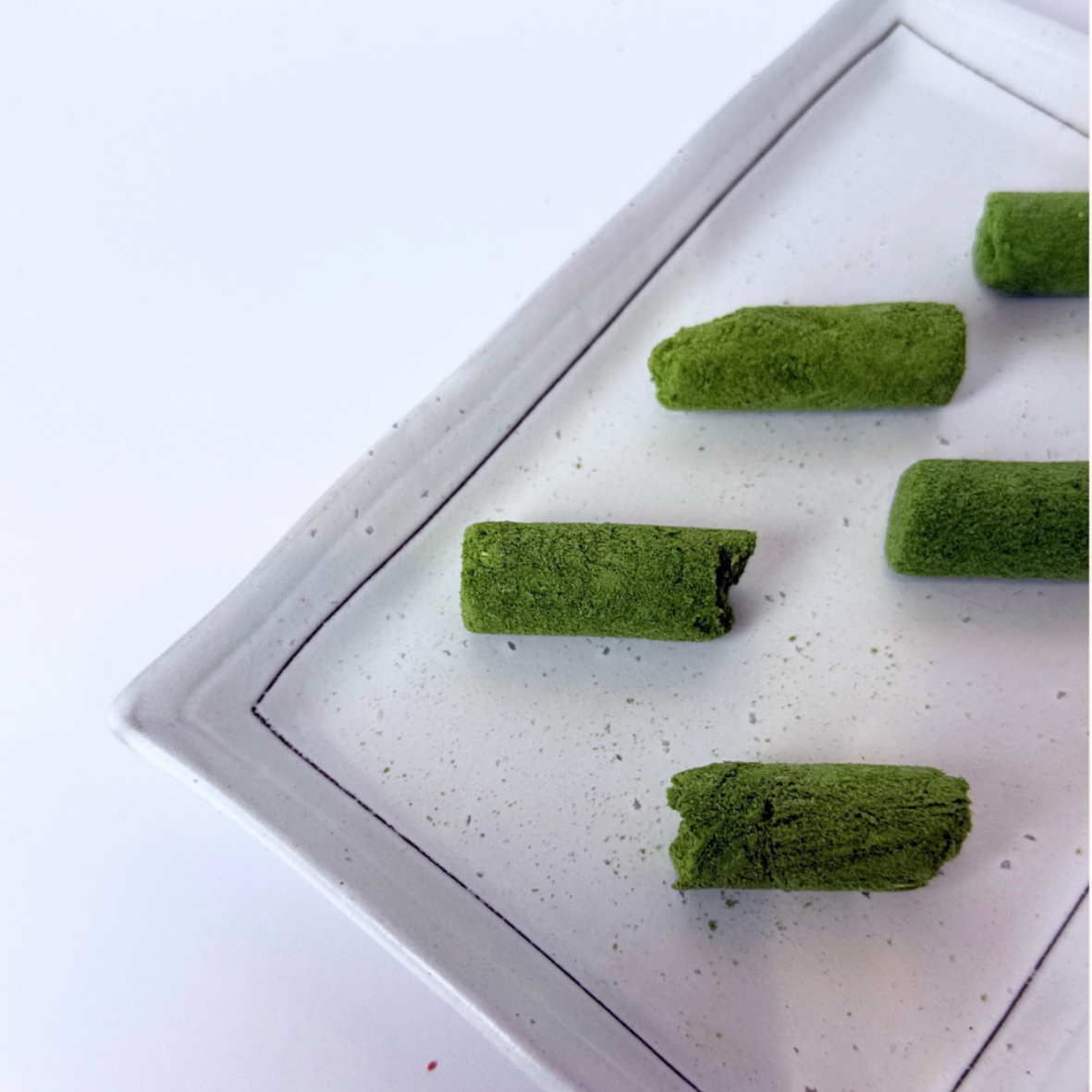 Kyndred Paws Freeze Dried Cat Grass Sticks